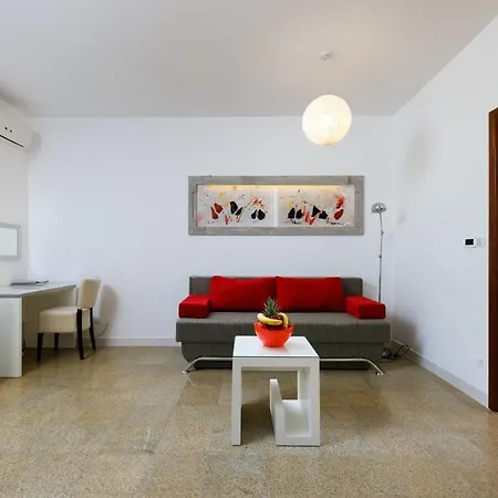 Apartment Ark *